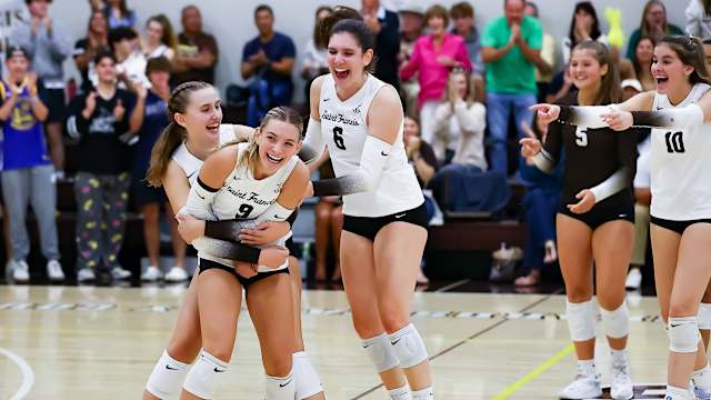 Saint Francis 3, Mitty 1 girls volleyball by Jim Malone 9-27-23092720232